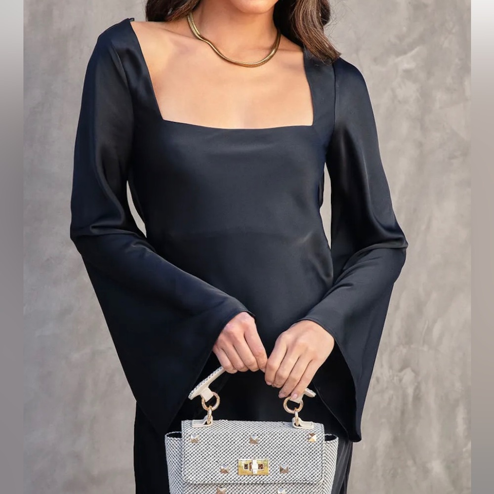 Gorgeous black stain dress